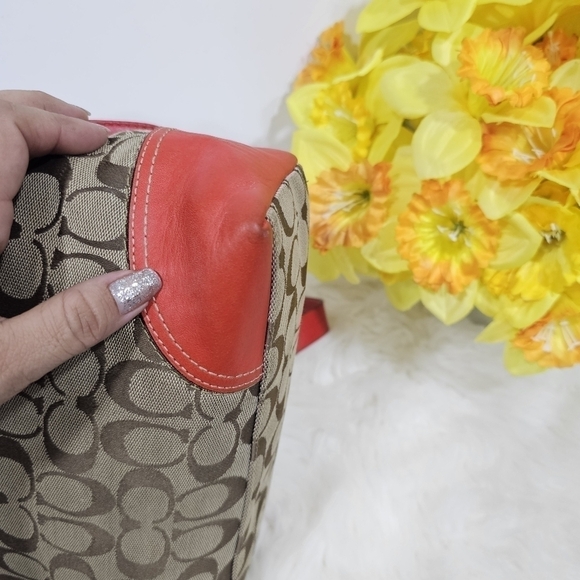 Coach crossbody red/tan - Picture 11 of 15